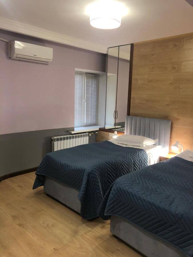 Samal-2 Hotel Almaty Extérieur photo